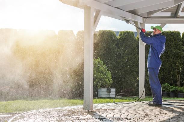 Best Parking Lot and Garage Cleaning  in Gretna, FL